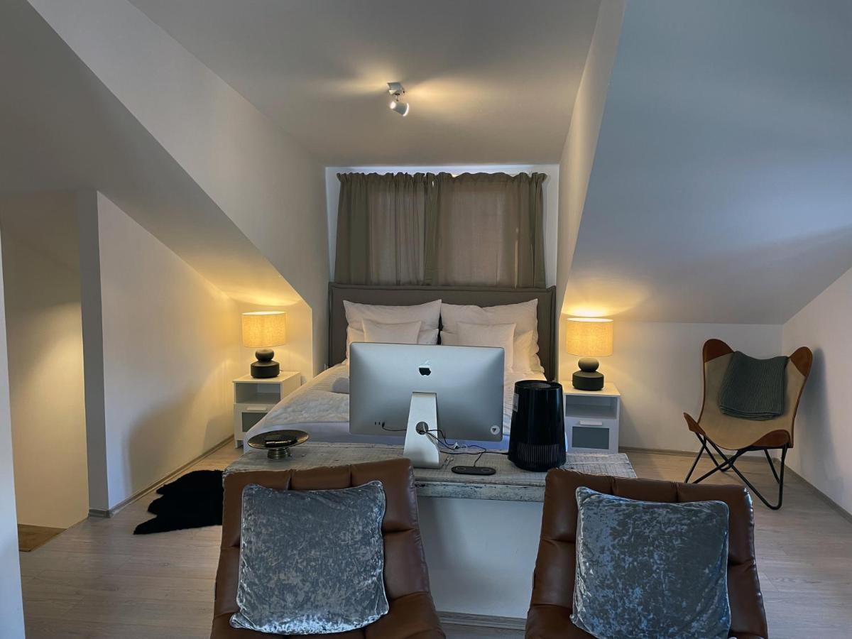 Fredys Apartments Стари Град Екстериор снимка